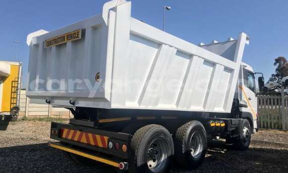 Buy Used Nissan UD White Truck in Windhoek in Namibia Buy Used Nissan UD White Truck in Windhoek in Namibia