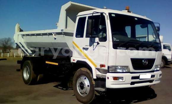 Buy Used Nissan UD White Truck in Windhoek in Namibia Buy Used Nissan UD White Truck in Windhoek in Namibia