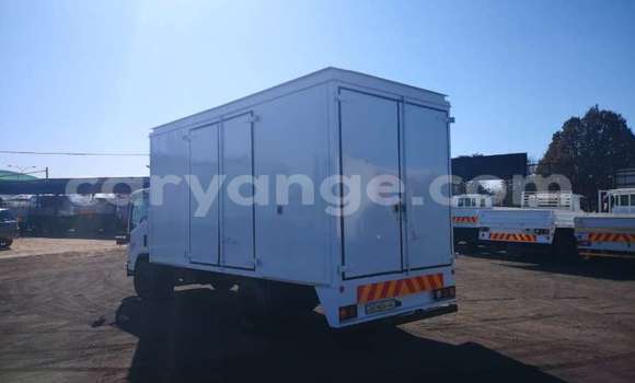 Buy Used Isuzu FTR 850 White Truck in Windhoek in Namibia Buy Used Isuzu FTR 850 White Truck in Windhoek in Namibia