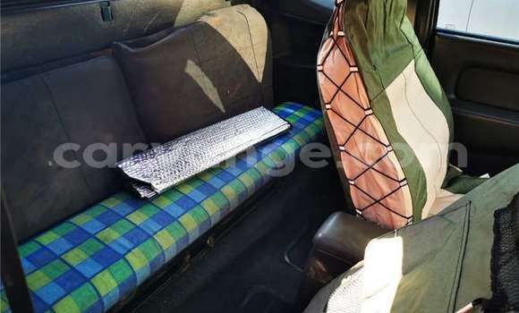 Acheter Occasion Voiture Mitsubishi Colt Vert à Windhoek, Namibie Acheter Occasion Voiture Mitsubishi Colt Vert à Windhoek, Namibie