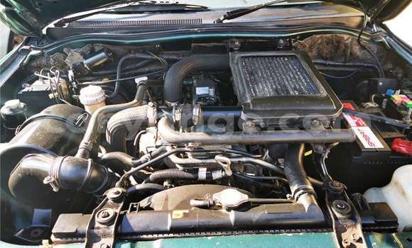 Acheter Occasion Voiture Mitsubishi Colt Vert à Windhoek, Namibie Acheter Occasion Voiture Mitsubishi Colt Vert à Windhoek, Namibie