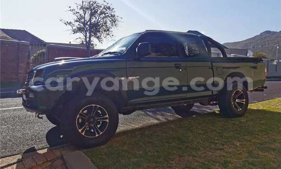 Acheter Occasion Voiture Mitsubishi Colt Vert à Windhoek, Namibie Acheter Occasion Voiture Mitsubishi Colt Vert à Windhoek, Namibie