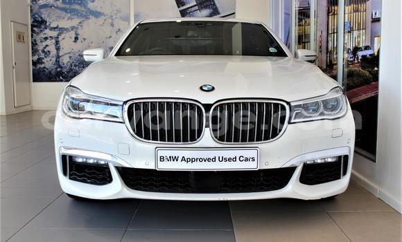 Acheter Occasion Voiture BMW 7er Blanc à Windhoek, Namibie Acheter Occasion Voiture BMW 7er Blanc à Windhoek, Namibie