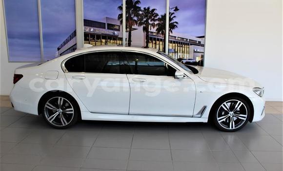 Acheter Occasion Voiture BMW 7er Blanc à Windhoek, Namibie Acheter Occasion Voiture BMW 7er Blanc à Windhoek, Namibie