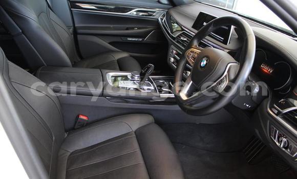 Acheter Occasion Voiture BMW 7er Blanc à Windhoek, Namibie Acheter Occasion Voiture BMW 7er Blanc à Windhoek, Namibie