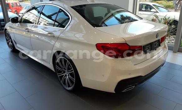 Acheter Occasion Voiture BMW 5–Series Blanc à Windhoek, Namibie Acheter Occasion Voiture BMW 5–Series Blanc à Windhoek, Namibie