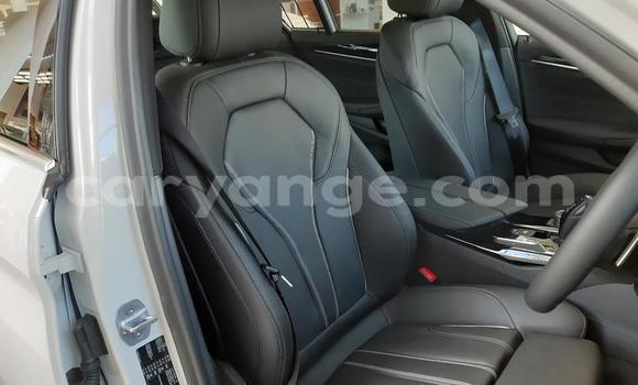 Acheter Occasion Voiture BMW 5–Series Blanc à Windhoek, Namibie Acheter Occasion Voiture BMW 5–Series Blanc à Windhoek, Namibie