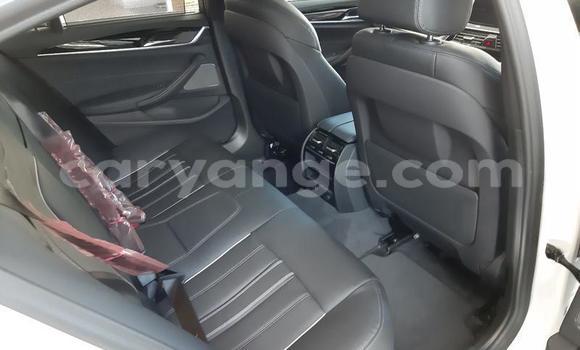 Acheter Occasion Voiture BMW 5–Series Blanc à Windhoek, Namibie Acheter Occasion Voiture BMW 5–Series Blanc à Windhoek, Namibie