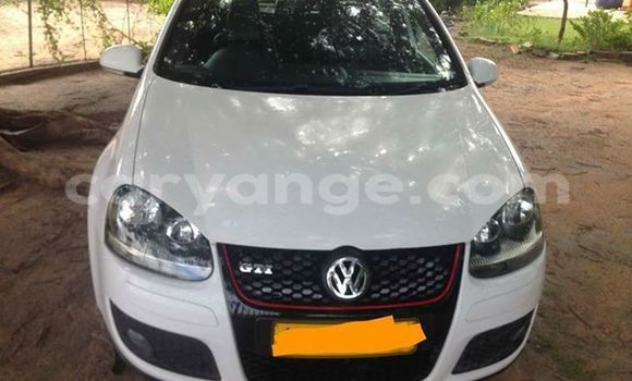 Acheter Occasion Voiture Volkswagen Golf Blanc à Windhoek, Namibie Acheter Occasion Voiture Volkswagen Golf Blanc à Windhoek, Namibie