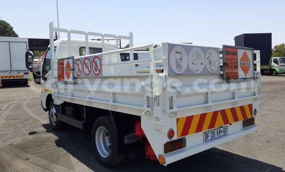 Buy Used Hino 300 Series White Truck in Windhoek in Namibia Buy Used Hino 300 Series White Truck in Windhoek in Namibia