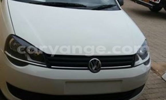 Acheter Occasion Voiture Volkswagen Polo Blanc à Windhoek, Namibie Acheter Occasion Voiture Volkswagen Polo Blanc à Windhoek, Namibie