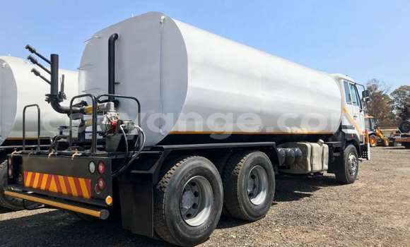 Buy Used Nissan UD White Truck in Windhoek in Namibia Buy Used Nissan UD White Truck in Windhoek in Namibia