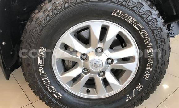 Acheter Occasion Voiture Toyota Land Cruiser Gris à Windhoek, Namibie Acheter Occasion Voiture Toyota Land Cruiser Gris à Windhoek, Namibie