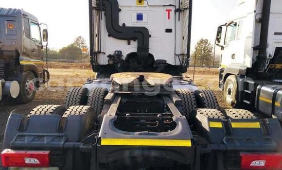 Buy Used Scania R420 White Truck in Windhoek in Namibia Buy Used Scania R420 White Truck in Windhoek in Namibia