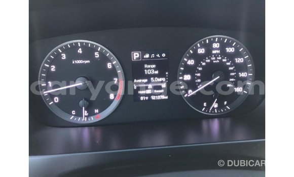 Acheter Import Voiture Hyundai Sonata Rouge à Import - Dubai, Namibie Acheter Import Voiture Hyundai Sonata Rouge à Import - Dubai, Namibie