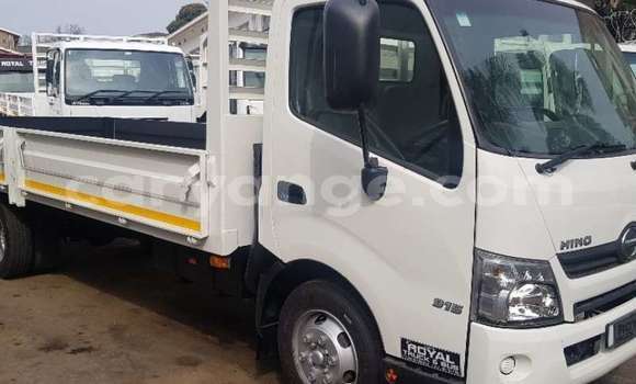 Buy Used Hino 300 Series White Truck in Karasburg in Karas Buy Used Hino 300 Series White Truck in Karasburg in Karas