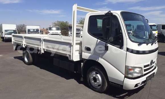 Buy Used Toyota Dyna White Truck in Windhoek in Namibia Buy Used Toyota Dyna White Truck in Windhoek in Namibia