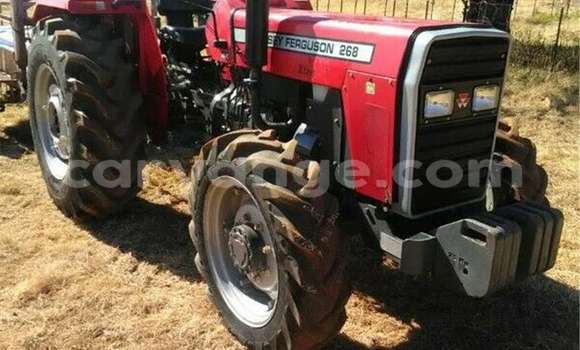 Buy Used Caterpillar 120 Red Truck in Windhoek in Namibia