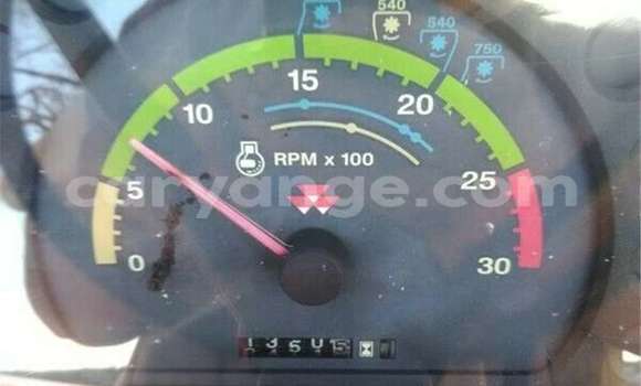 Buy Used Caterpillar 120 Red Truck in Windhoek in Namibia Buy Used Caterpillar 120 Red Truck in Windhoek in Namibia