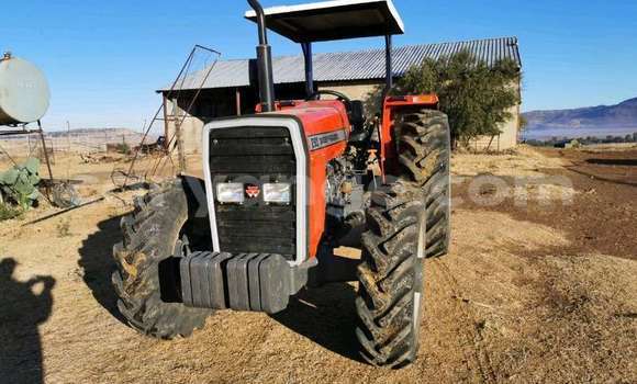 Buy Used Caterpillar 120 Red Truck in Windhoek in Namibia Buy Used Caterpillar 120 Red Truck in Windhoek in Namibia