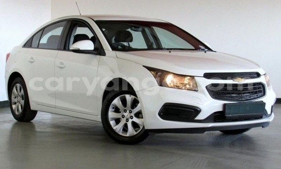Acheter Occasion Voiture Chevrolet Cruze Blanc à Warmbad, Karas Acheter Occasion Voiture Chevrolet Cruze Blanc à Warmbad, Karas