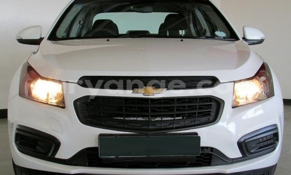 Acheter Occasion Voiture Chevrolet Cruze Blanc à Warmbad, Karas Acheter Occasion Voiture Chevrolet Cruze Blanc à Warmbad, Karas