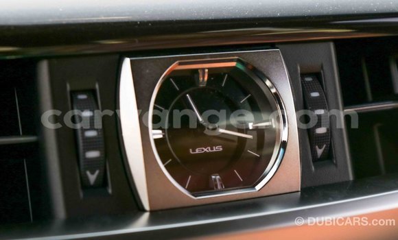 Acheter Import Voiture Lexus LX Blanc à Import - Dubai, Namibie Acheter Import Voiture Lexus LX Blanc à Import - Dubai, Namibie