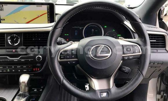 Acheter Occasion Voiture Lexus LX 570 Beige à Windhoek, Namibie Acheter Occasion Voiture Lexus LX 570 Beige à Windhoek, Namibie