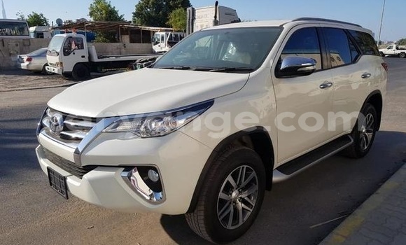 Buy Used Toyota Fortuner White Car in Windhoek in Namibia Buy Used Toyota Fortuner White Car in Windhoek in Namibia