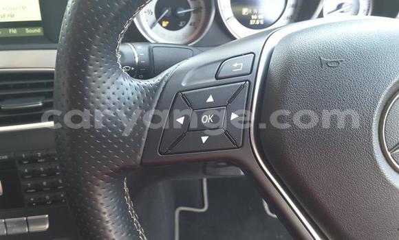 Acheter Occasion Voiture Mercedes-Benz C–Class Blanc à Windhoek, Namibie Acheter Occasion Voiture Mercedes-Benz C–Class Blanc à Windhoek, Namibie