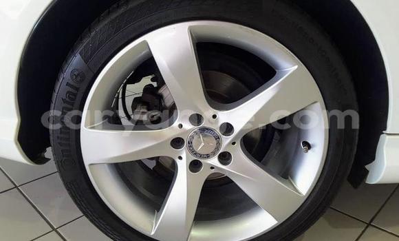 Acheter Occasion Voiture Mercedes-Benz C–Class Blanc à Windhoek, Namibie Acheter Occasion Voiture Mercedes-Benz C–Class Blanc à Windhoek, Namibie