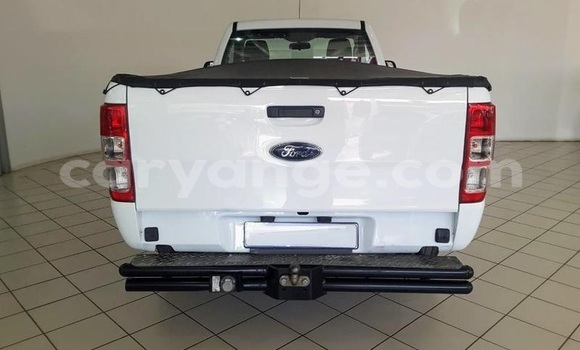 Acheter Occasion Voiture Ford Ranger Blanc à Windhoek, Namibie Acheter Occasion Voiture Ford Ranger Blanc à Windhoek, Namibie