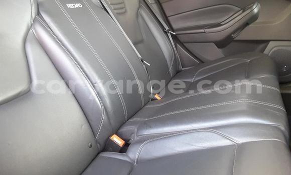 Acheter Occasion Voiture Ford Focus ST Noir à Windhoek, Namibie Acheter Occasion Voiture Ford Focus ST Noir à Windhoek, Namibie