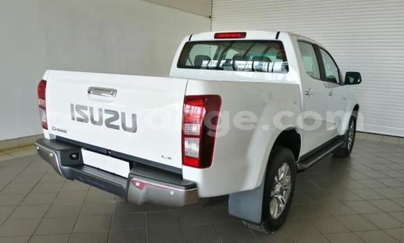 Buy Used Isuzu D–MAX White Car in Windhoek in Namibia Buy Used Isuzu D–MAX White Car in Windhoek in Namibia