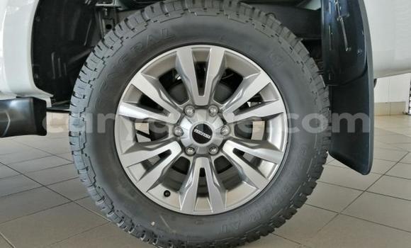 Buy Used Isuzu D–MAX White Car in Windhoek in Namibia Buy Used Isuzu D–MAX White Car in Windhoek in Namibia