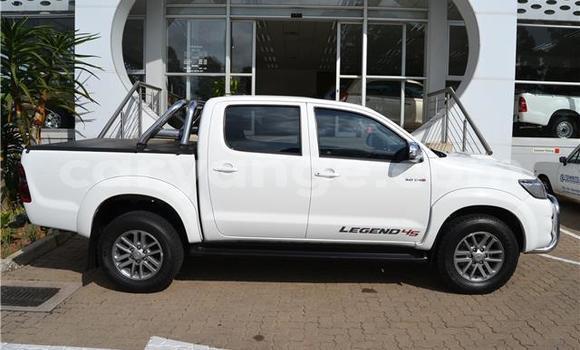 Buy Used Toyota Hilux White Car in Windhoek in Namibia Buy Used Toyota Hilux White Car in Windhoek in Namibia