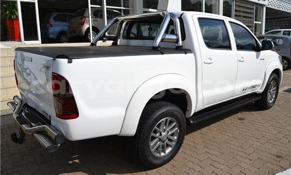 Buy Used Toyota Hilux White Car in Windhoek in Namibia Buy Used Toyota Hilux White Car in Windhoek in Namibia