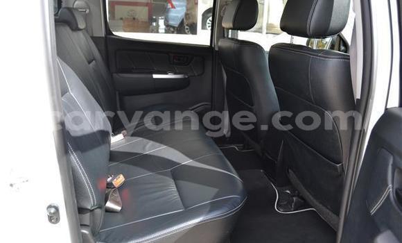 Buy Used Toyota Hilux White Car in Windhoek in Namibia Buy Used Toyota Hilux White Car in Windhoek in Namibia