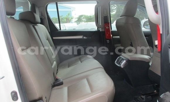 Buy Used Toyota Hilux White Car in Windhoek in Namibia Buy Used Toyota Hilux White Car in Windhoek in Namibia