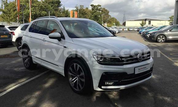 Acheter Occasion Voiture Volkswagen Tiguan Blanc à Windhoek, Namibie Acheter Occasion Voiture Volkswagen Tiguan Blanc à Windhoek, Namibie