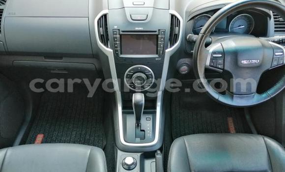 Buy Used Isuzu D–MAX White Car in Windhoek in Namibia Buy Used Isuzu D–MAX White Car in Windhoek in Namibia