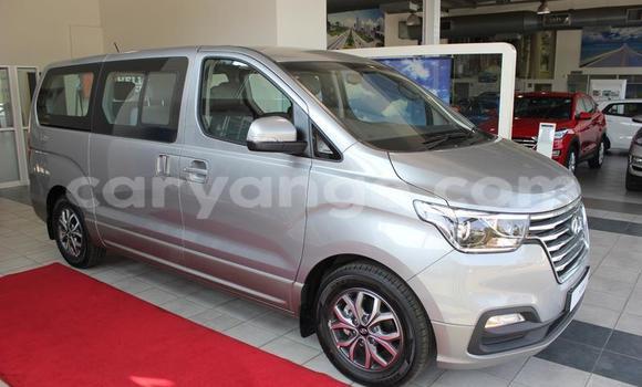 Buy Used Hyundai H1 Silver Car in Windhoek in Namibia Buy Used Hyundai H1 Silver Car in Windhoek in Namibia