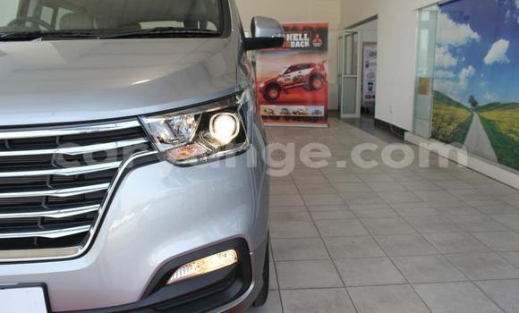 Buy Used Hyundai H1 Silver Car in Windhoek in Namibia Buy Used Hyundai H1 Silver Car in Windhoek in Namibia