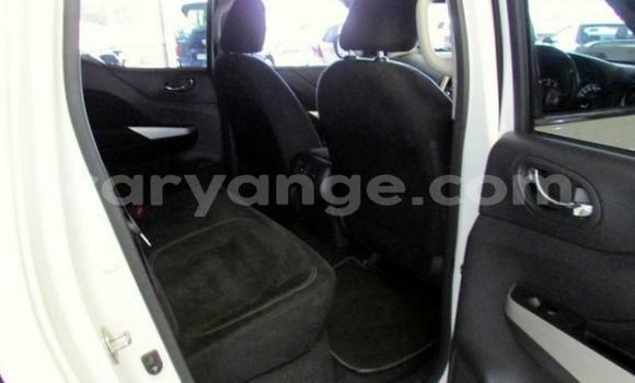 Acheter Occasion Voiture Nissan Navara Blanc à Windhoek, Namibie Acheter Occasion Voiture Nissan Navara Blanc à Windhoek, Namibie