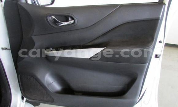 Acheter Occasion Voiture Nissan Navara Blanc à Windhoek, Namibie Acheter Occasion Voiture Nissan Navara Blanc à Windhoek, Namibie