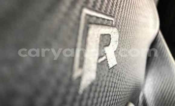 Buy Used Volkswagen Golf R White Car in Windhoek in Namibia Buy Used Volkswagen Golf R White Car in Windhoek in Namibia