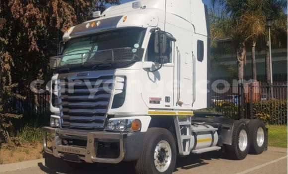 Buy Used Caterpillar 120 White Truck in Windhoek in Namibia