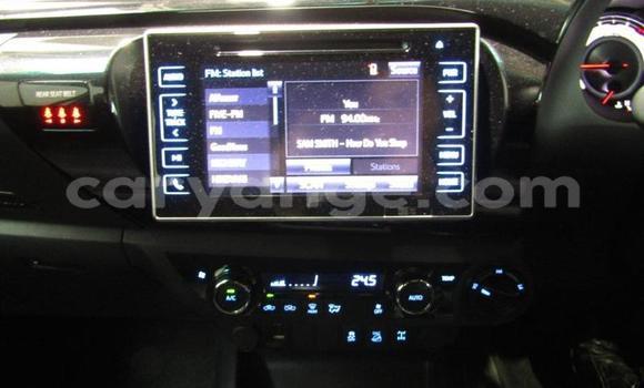 Buy Used Toyota Hilux White Car in Windhoek in Namibia Buy Used Toyota Hilux White Car in Windhoek in Namibia