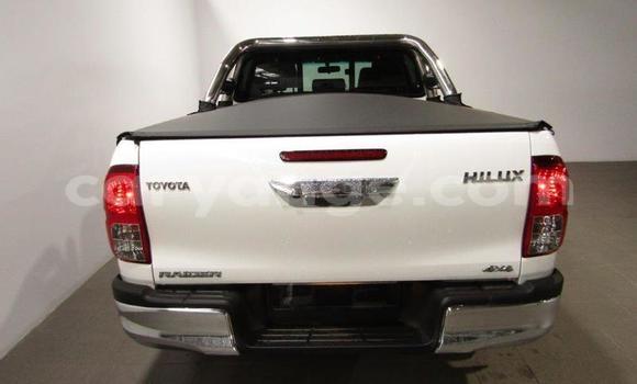 Buy Used Toyota Hilux White Car in Windhoek in Namibia Buy Used Toyota Hilux White Car in Windhoek in Namibia