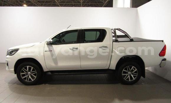 Buy Used Toyota Hilux White Car in Windhoek in Namibia Buy Used Toyota Hilux White Car in Windhoek in Namibia